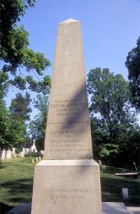 Jefferson's Obelisk Gravestone